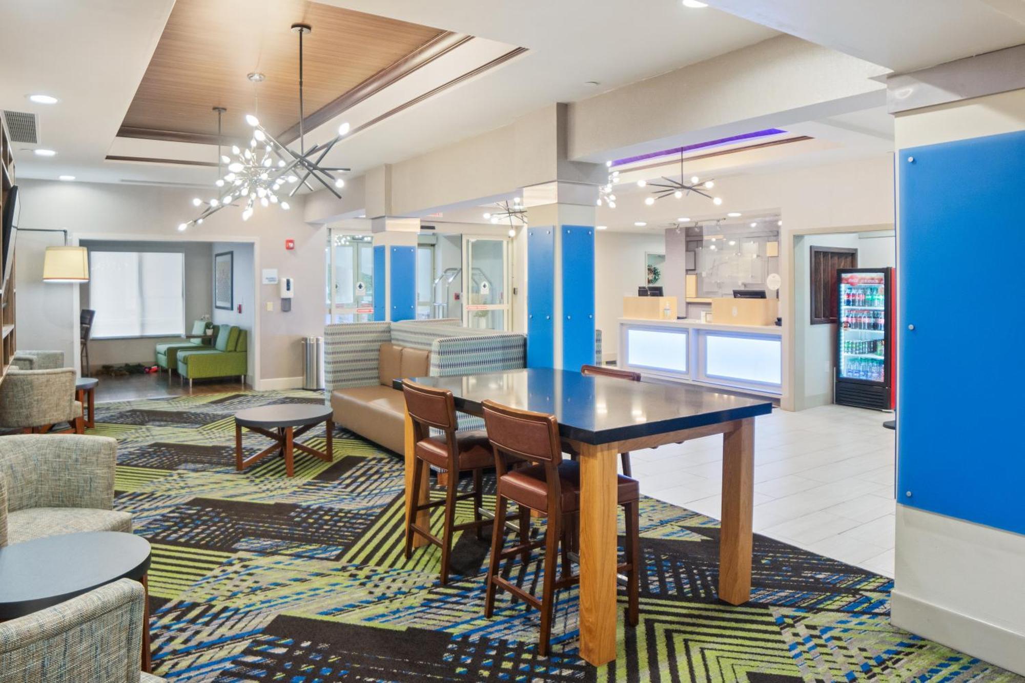 Holiday Inn Express And Suites Stroudsburg-Poconos By Ihg Exterior foto