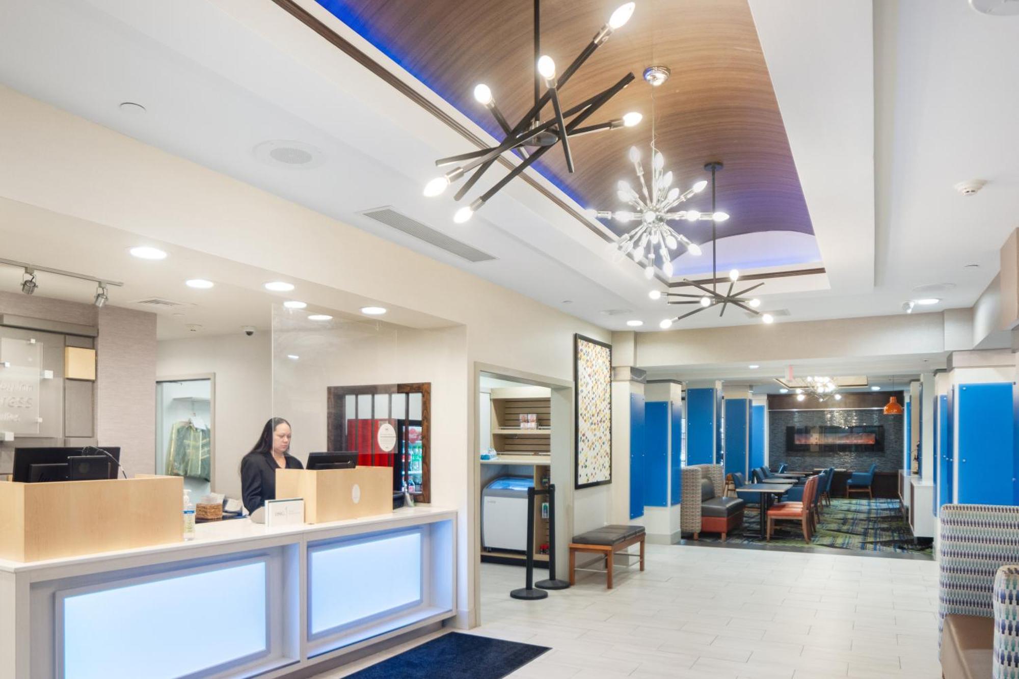 Holiday Inn Express And Suites Stroudsburg-Poconos By Ihg Exterior foto
