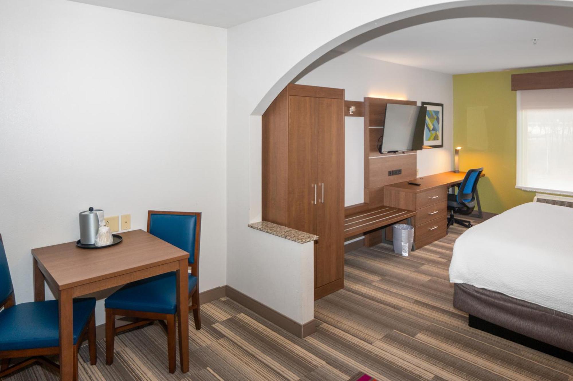 Holiday Inn Express And Suites Stroudsburg-Poconos By Ihg Exterior foto