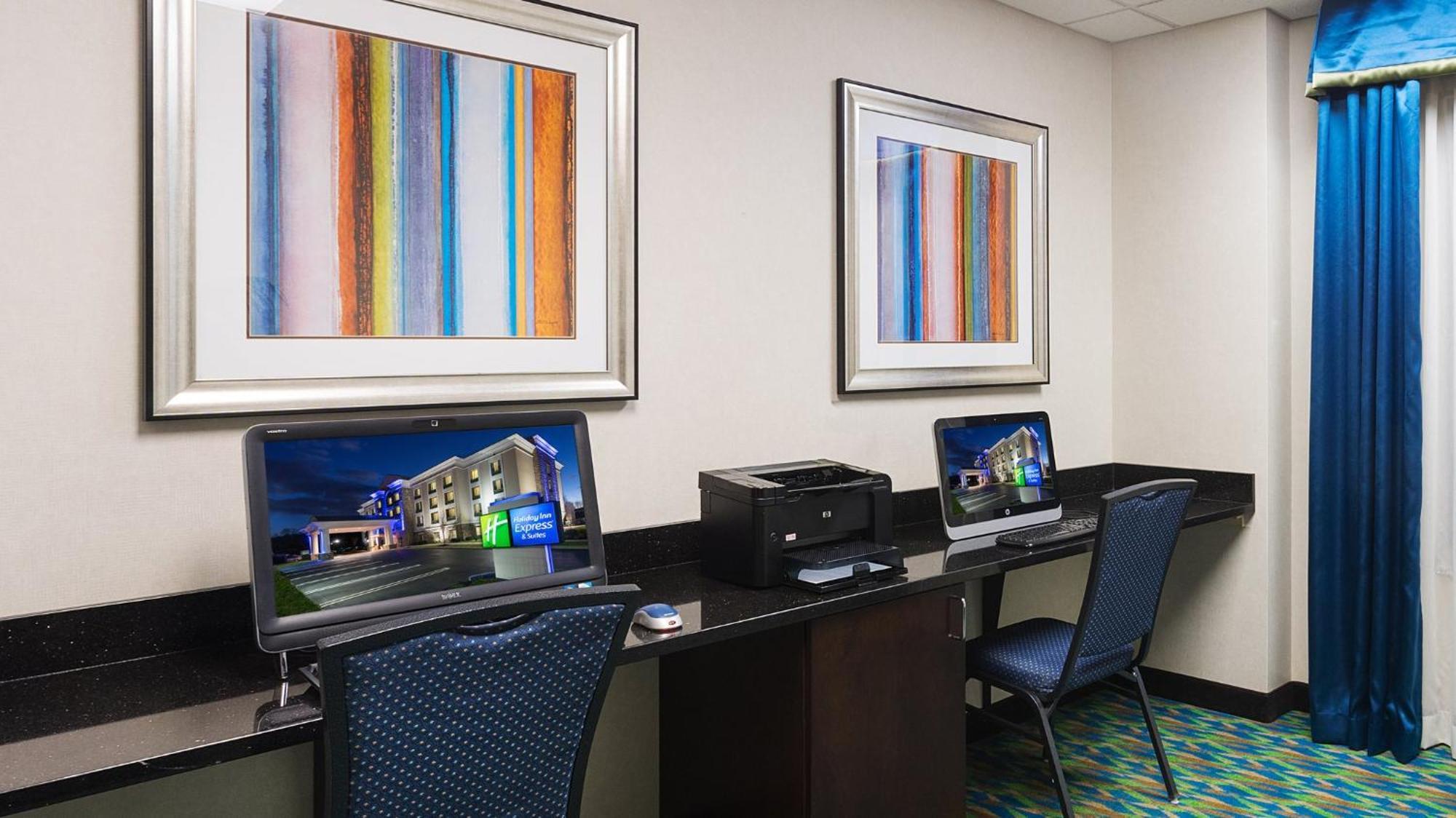 Holiday Inn Express And Suites Stroudsburg-Poconos By Ihg Exterior foto